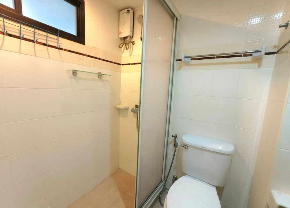 ให้เช่าคอนโด ลุมพินี เพลส นราธิวาส-เจ้าพระยา ห้องใหย๋อยู่สบาย พื้นที่ใช้สอยจุใจ ชั้น 27 วิวเมือง ไม่มีตึกบัง รีบย้าย