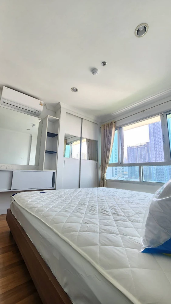Condo for rent, Lumpini Place Rama 9-Ratchada, room ready to move in.