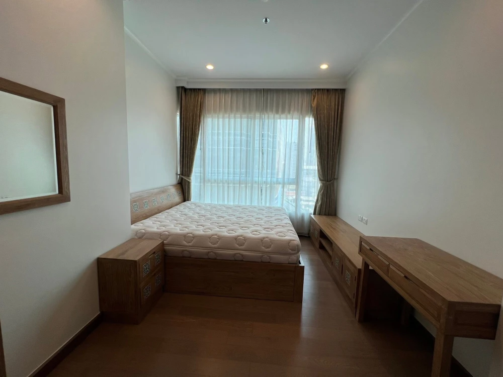 ให้เช่าคอนโด ศุภาลัย เอลีท แอท พญาไท 2 ห้องนอน ชั้น 10 วิวตึกใบหยก ห้องสวยเพดานสูง ใกล้ BTS พญาไท