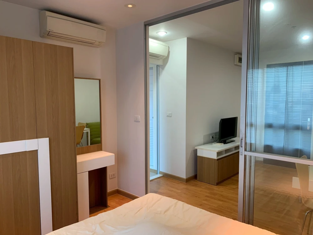 ให้เช่าคอนโด เดอะเพรสซิเด้นท์ สาทร-ราชพฤกษ์ 1 ห้องพร้อมอยู่ กั้นแยกอย่างดี ราคาอย่างโดน จองเลย อย่าพลาด