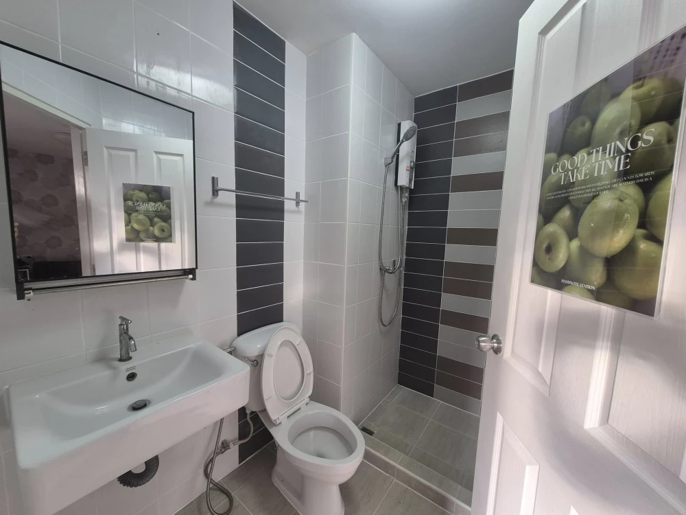 ให้เช่าคอนโด เดอะ ทรัสต์ ปิ่นเกล้า ชั้น 16 วิวโปร่ง ลมเย็น มาพร้อมสิ่งอำนวยความสะดวกครบ จองเลย อย่ารอช้า