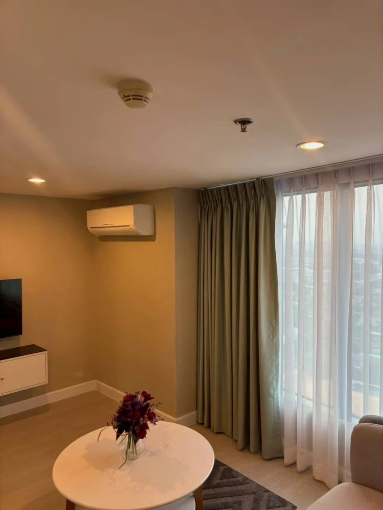 ให้เช่าคอนโด เมโทร สกาย ประชาชื่น ชั้น 19 วิว City แบบห้อง Moff 1 Bed 2 ชั้น สิ่งอำนวยความสะดวกครบ จองเลย