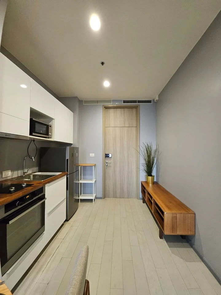 ให้เช่าคอนโด โนเบิล เพลินจิต ห้องน่าอยู่ เฟอร์ เครื่องใช้ไฟฟ้าครบ ชั้น 41 ได้วิวสูง มาจองได้แล้ววันนี้ อย่าพลาด