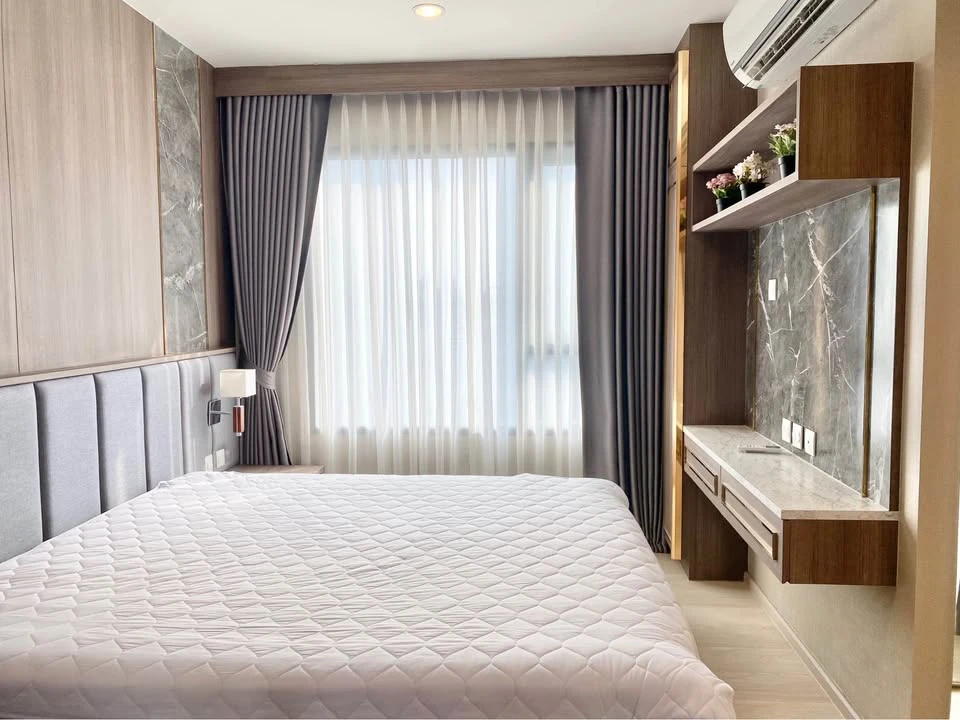 ให้เช่าคอนโด ไลฟ์ อโศก ห้องพร้อมอยู่ สิ่งอำนวยความสะดวกครบ ชั้น 30 ได้วิวสูง จองเลย อย่าพลาดเด็ดขาด