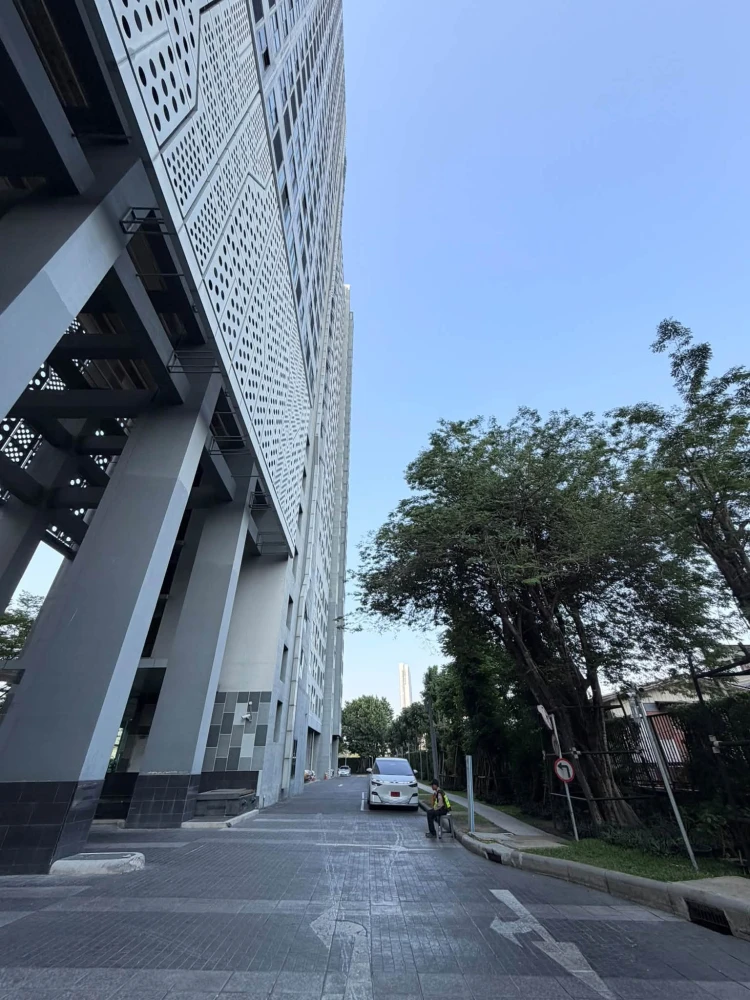 ให้เช่าคอนโด ไอดีโอ สาทร-ท่าพระ ห้องเล็กที่ฟังก์ชั่นครบ ตกแต่งสไตล์ญี่ปุ่น สีวอร์ม สบายตา จองเลย อย่าพลาด
