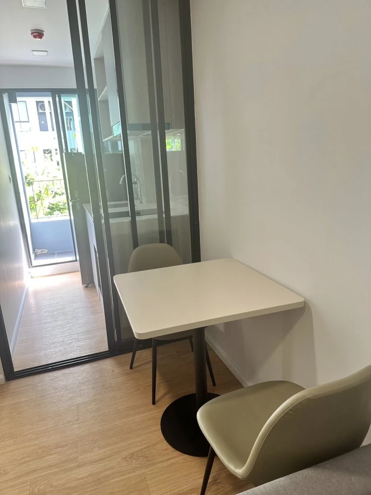 ให้เช่าคอนโด Atmoz Kanaal Rangsit ห้องน่าอยู่ เฟอร์ เครื่องใช้ไฟฟ้าครบ ลากกระเป๋าเข้าอยู่ได้เลย