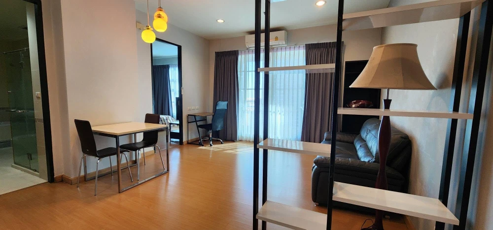ให้เช่าคอนโด Baan Klang Krung Siam-Pathumwan ห้องใหญ่อยู่สบาย พื้นที่ใช้สอยจุใจ รีบมาจองเลย อย่าพลาด