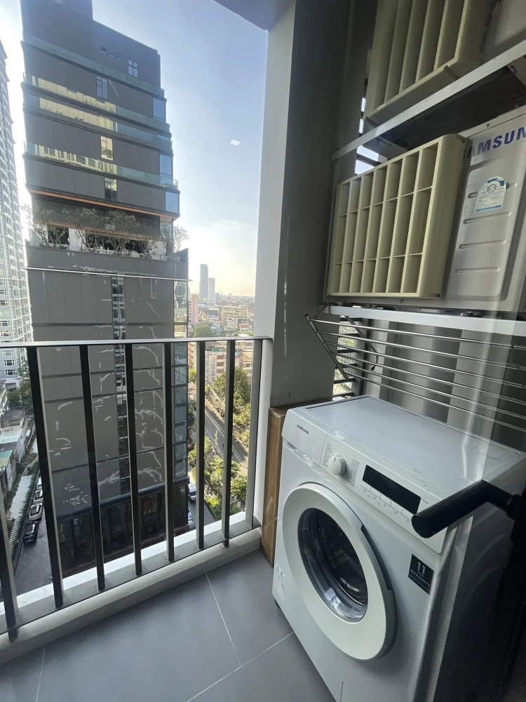 ให้เช่าคอนโด Chapter Chula Samyan ห้องน่าอยู่ ชั้น 15 ได้วิวสูง มาพร้อมสิ่งอำนวยความสะดวกครบ จองเลย อย่าช้า