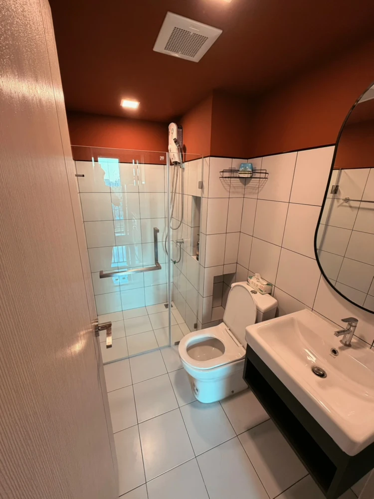 ให้เช่าคอนโด Chapter One All Ramintra ห้องน่าอยู่ เฟอร์ เครื่องใช้ไฟฟ้าครบ ราคาจับต้องได้ รีบมาจองเลย อย่าพลาด