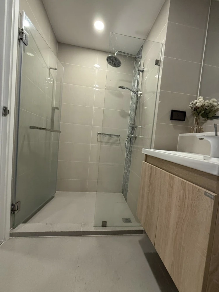 ให้เช่าคอนโด CYBIQ Ratchada 32 ห้องพร้อมอยู่ เฟอร์ เครื่องใช้ไฟฟ้าครบ ราคาจับต้องได้ จองเลย อย่ารอช้า