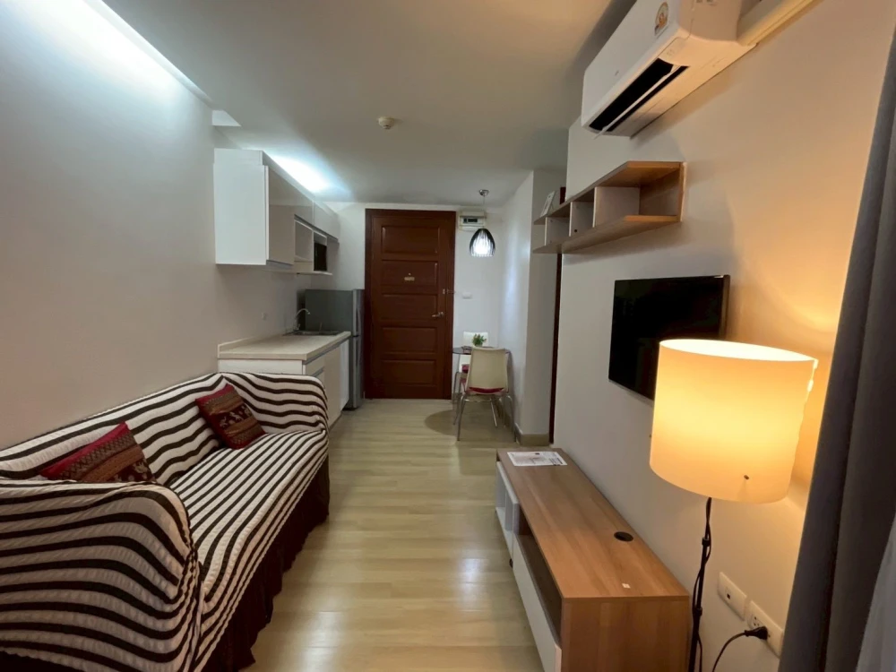 ให้เช่าคอนโด Emerald Residence Ratchada ห้องน่าอยู่ เฟอร์ เครื่องใช้ไฟฟ้าครบ มาแต่ตัวเข้าอยู่ได้เลย