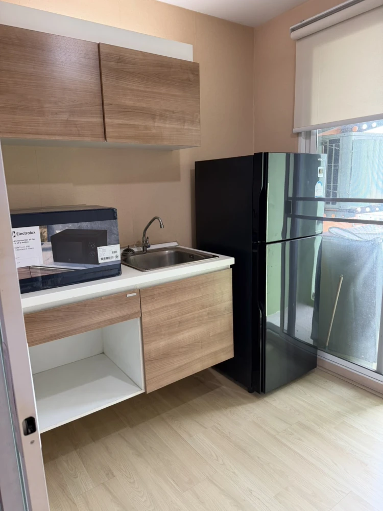 ให้เช่าคอนโด Emerald Residence Ratchada ห้องพร้อมอยู่ สิ่งอำนวยความสะดวกครบ มาจองเลย