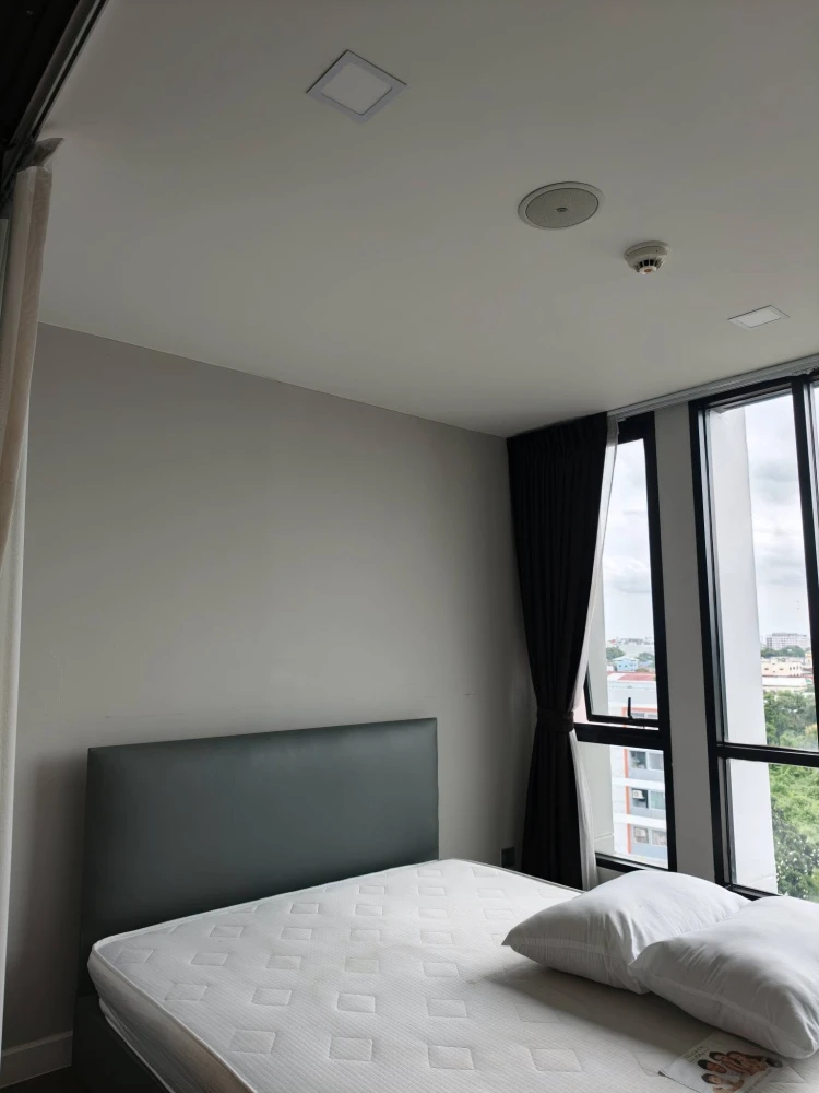 ให้เช่าคอนโด Esta Bliss ห้องใหญ่อยู่สบาย พื้นที่ใช้สอยจุใจ สิ่งอำนวยความสะดวกครบครัน มาจองได้แล้ววันนี้ อย่าพลาด