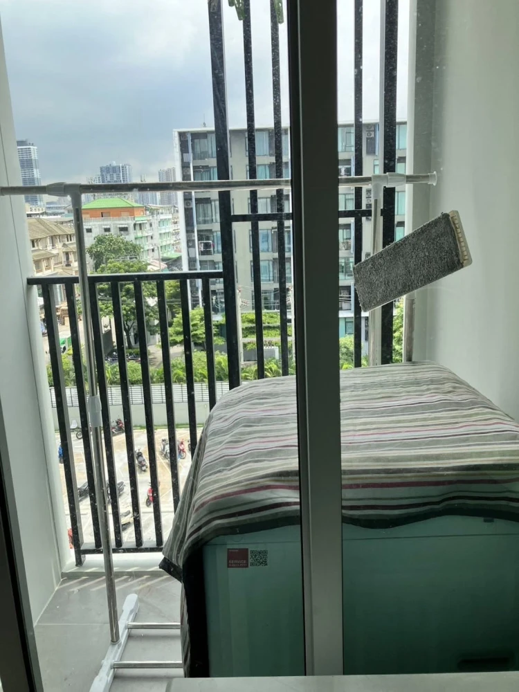 ให้เช่าคอนโด Flexi Taopoon‑Interchange ห้องพร้อมอยู่ เฟอร์ เครื่องใช้ไฟฟ้าครยบ มาแต่ตัวเข้าอยู่ได้เลย