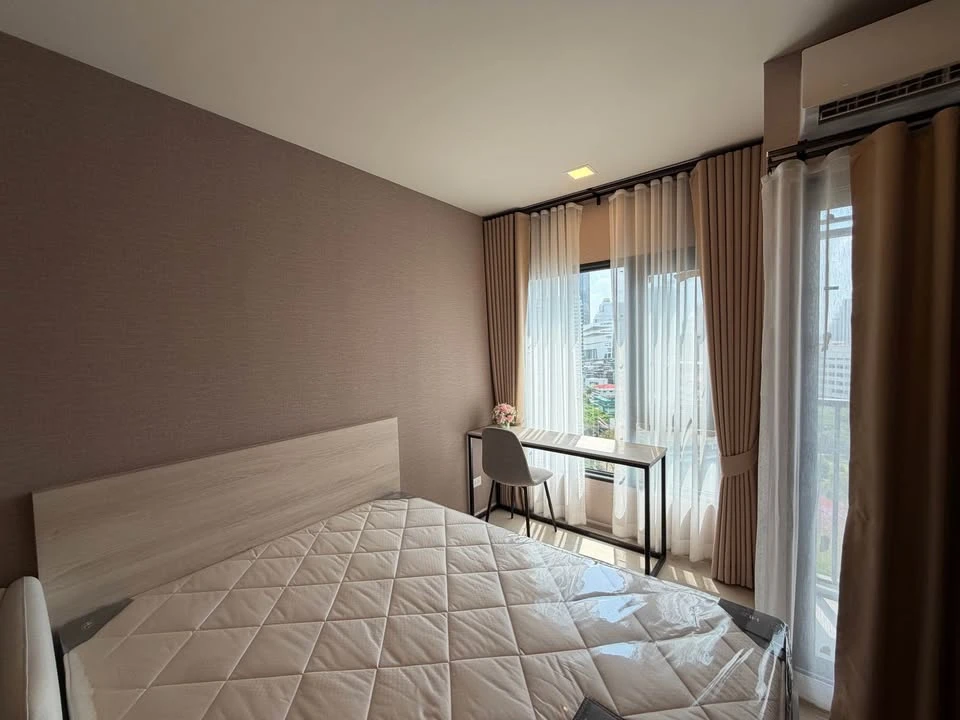 ให้เช่าคอนโด Flo by Sansiri ห้องน่าอยู่ สิ่งอำนวยความสะดวกครบ ลากกระเป๋าใบเดียวเข้าอยู่ได้เลย อย่าพลาด