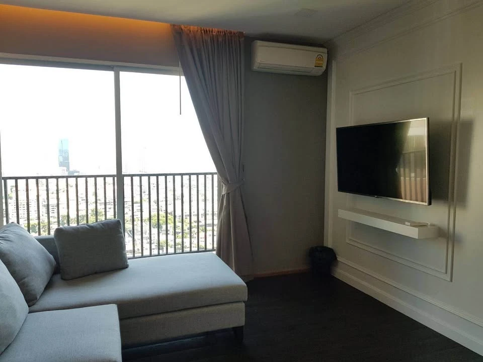 ให้เช่าคอนโด Fuse Chan Sathorn ชั้น 30 ได้วิวสูง 1 ห้องนอนใหญ่ ตกแต่งครบพร้อมอยู่ คุณต้องไม่พลาดโอกาส