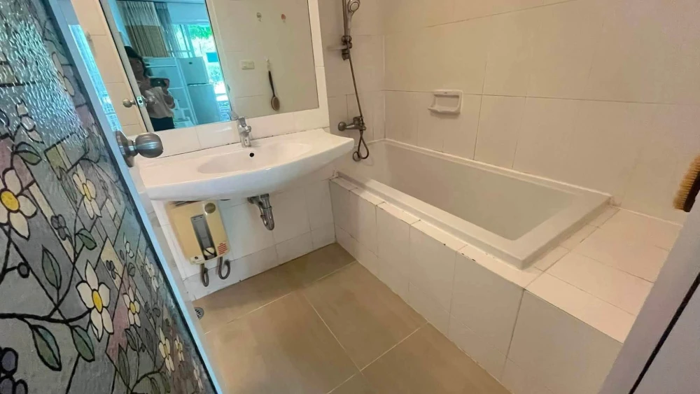 ให้เช่าคอนโด I-House Laguna Garden RCA ห้องใหญ่อยู่สบาย พื้นที่ใช้สอยจุใจ มาจับมาจองเลย อย่าพลาด