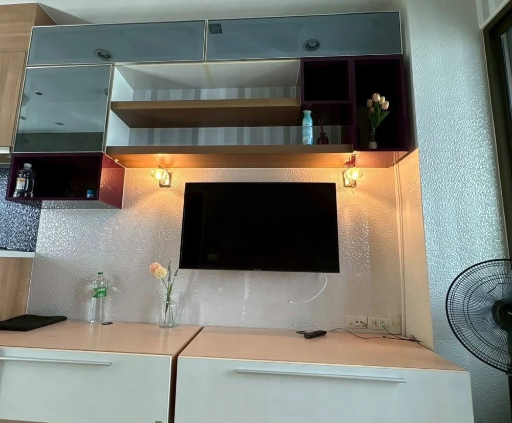 ให้เช่าคอนโด IDEO Mix Sukhumvit 103 ห้องมุม ไม่ติดกับใคร รับลม 2 ด้าน ตกแต่ง Built-in พร้อมเฟอร์นิเจอร์ครบ ย้ายด่วน