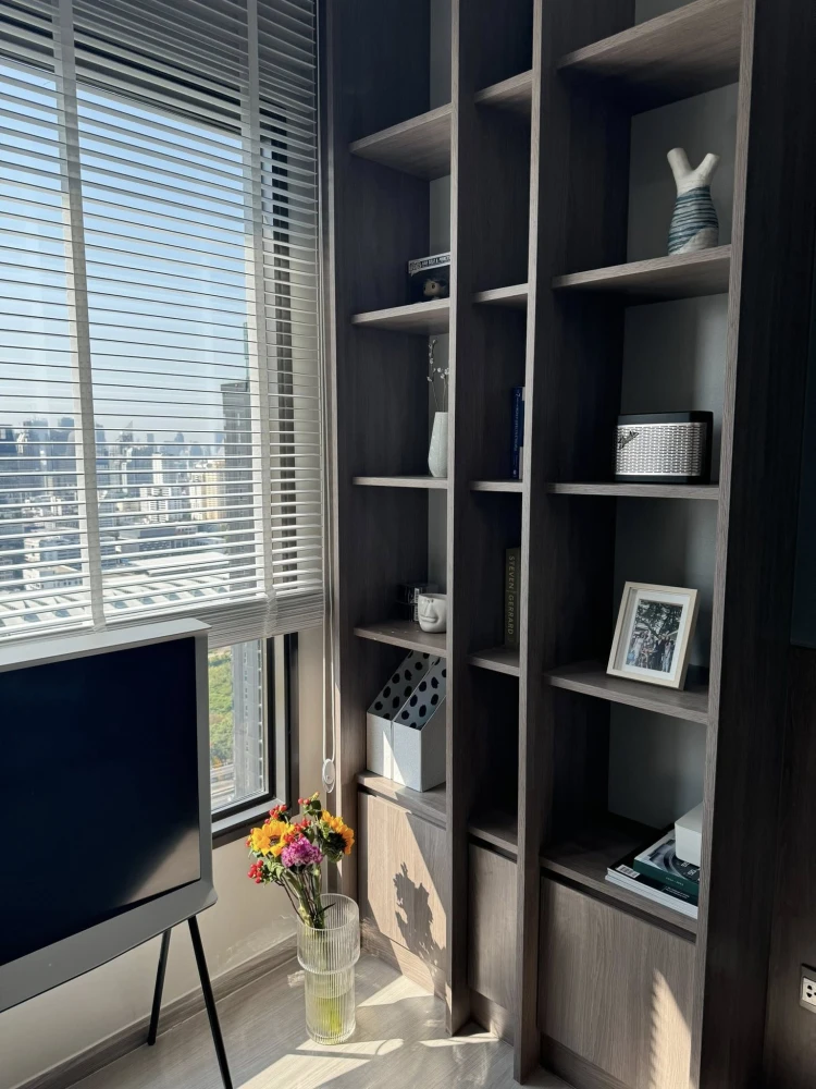 ให้เช่าคอนโด Life Asoke - Rama 9 ห้องน่าอยู่ เฟอร์นิเจอร์ครบ Built-in อย่างดี สะดวกครบจบที่นี่ รีบย้ายด่วนๆ