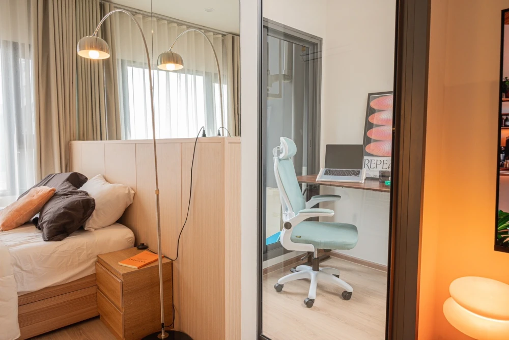 ให้เช่าคอนโด Life Asoke Rama 4 ห้องแต่งพร้อมอยู่ สิ่งอำนวยความสะดวกครบ ชั้น 23 ได้  วิวเมือง เห็นมุมโค้งแม่น้ำเจ้าพระยาจากห้อง จองเลย