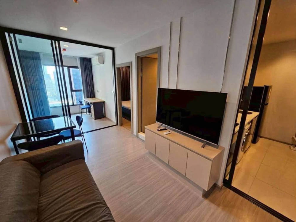 ให้เช่าคอนโด Life Asoke Rama9 ห้องกว้างขวาง พื้นที่ใช้สอยจุใจ สิ่งอำนวยความสะดวกครบครัน มาจองเลย