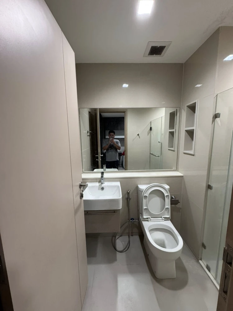 ให้เช่าคอนโด Life Sathorn-Sierra ห้องน่าอยู่ สิ่งอำนวยความสะดวกครบ ชั้น 26 ได้วิวสูง รีบย้ายด่วนๆ