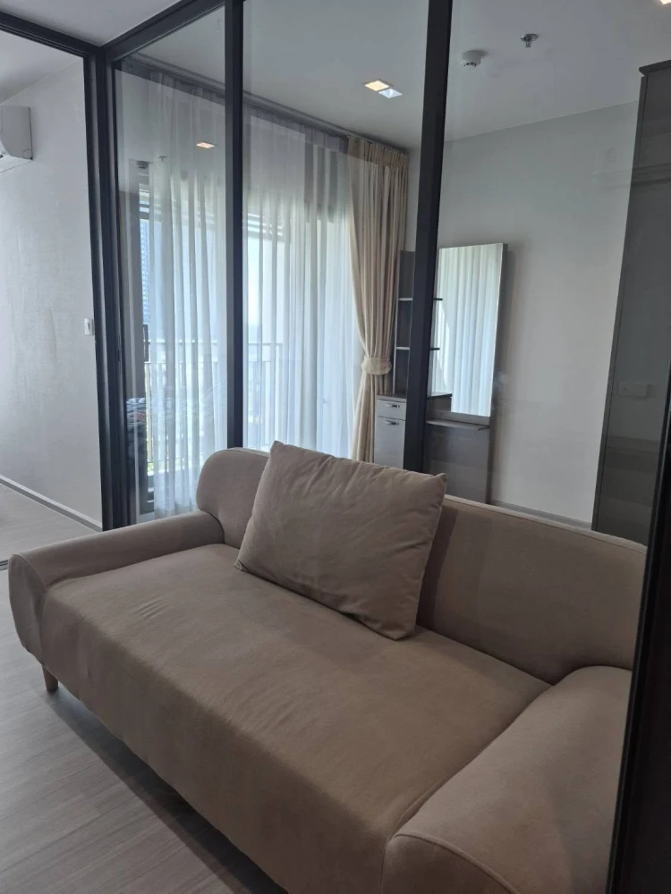 ให้เช่าคอนโด  LIFE SATHORN SIERRA ห้องพร้ออมยู่ สิ่งอำนวยความสะดวกครบ มาจองเลย อย่าพลาดโอกาส
