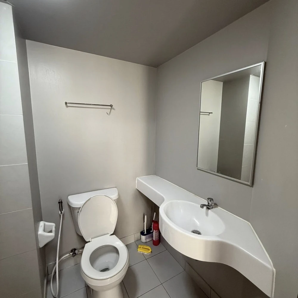 ให้เช่าคอนโด Lumpini Township Rangsit Klong 1 ห้องพร้อมอยู่ สิ่งอำนวยความสะดวกครบ ราคาดี จองเลย อย่าพลาด