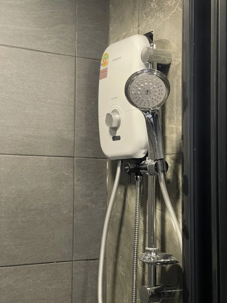 ให้เช่าคอนโด Maroon Ratchada 32 ห้องพร้อมอยู่ สิ่งอำนวยความสะดวกครบ มาจองเลย อย่าพลาดเด็ดขาด