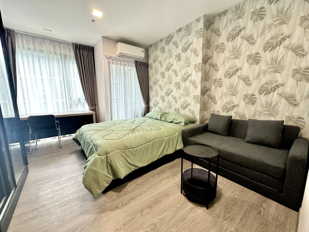 ให้เช่าคอนโด Modiz avantgarde ห้องสตูดิโอ ชั้น 2 ไม่สูง ติดวอลเปเปอร์อย่างดี ราคาอย่างโดน จองเลย