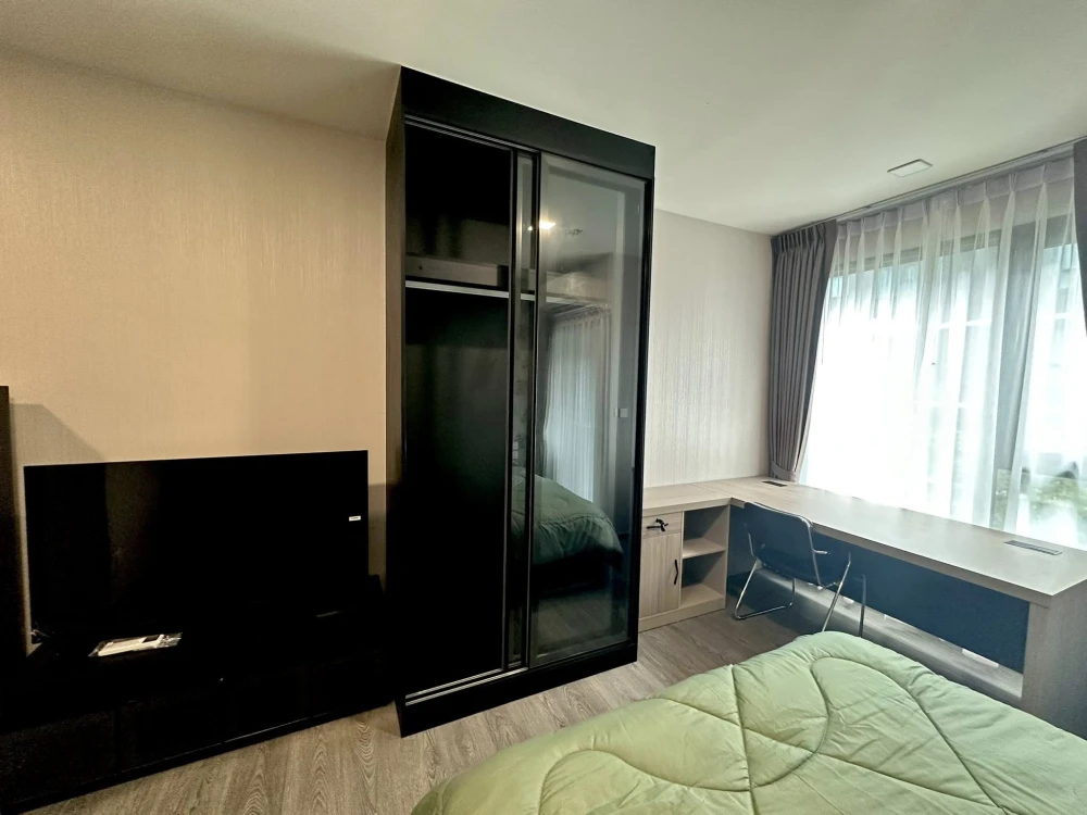 ให้เช่าคอนโด Modiz avantgarde ห้องสตูดิโอ ชั้น 2 ไม่สูง ติดวอลเปเปอร์อย่างดี ราคาอย่างโดน จองเลย