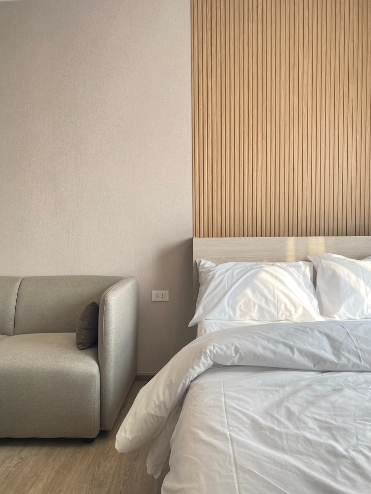 Condo for rent at Nia by Sansiri. Ready to move in, fully furnished with appliances. Just bring your personal belongings! Don't miss this opportunity.