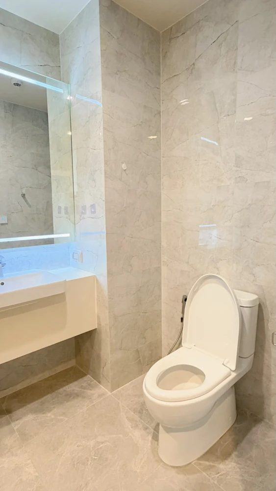 ให้เช่าคอนโด  NOBLE AROUND SUKHUMVIT 33 ห้องมุมขนาดใหญ่ ชั้น 7 วิวสวน มุมมองโปร่ง ไม่ Block มาจองเลย