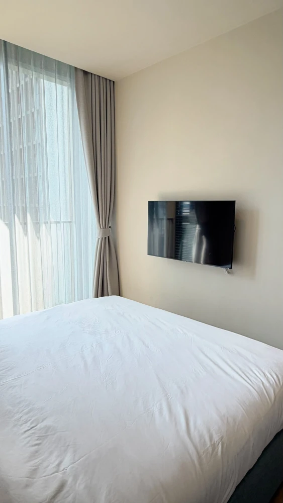 ให้เช่าคอนโด  NOBLE AROUND SUKHUMVIT 33 ห้องมุมขนาดใหญ่ ชั้น 7 วิวสวน มุมมองโปร่ง ไม่ Block มาจองเลย