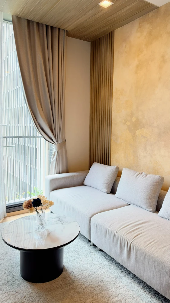 ให้เช่าคอนโด  NOBLE AROUND SUKHUMVIT 33 ห้องมุมขนาดใหญ่ ชั้น 7 วิวสวน มุมมองโปร่ง ไม่ Block มาจองเลย