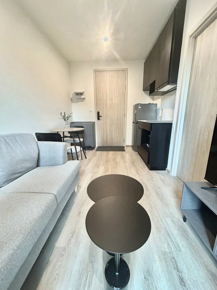 ให้เช่าคอนโด Noble Nue District R9 ห้องน่าอยู่ เฟอร์ เครื่องใช้ไฟฟ้าครบ ราคาอย่างโดน มาจองเลย อย่ารอช้า