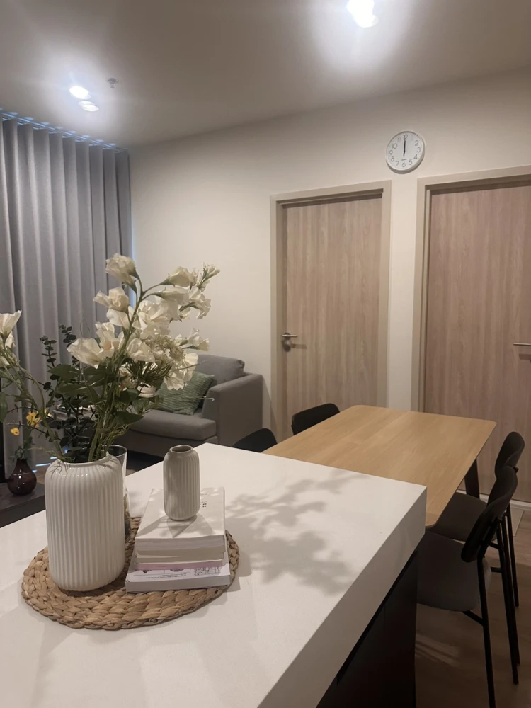 ให้เช่าคอนโด Noble Nue District R9 ห้องแต่งพร้อมอยู่ เฟอร์ เครื่องใช้ไฟฟ้าครบ ลากกระเป๋าเข้าอยู่ได้เลย อย่าพลาด