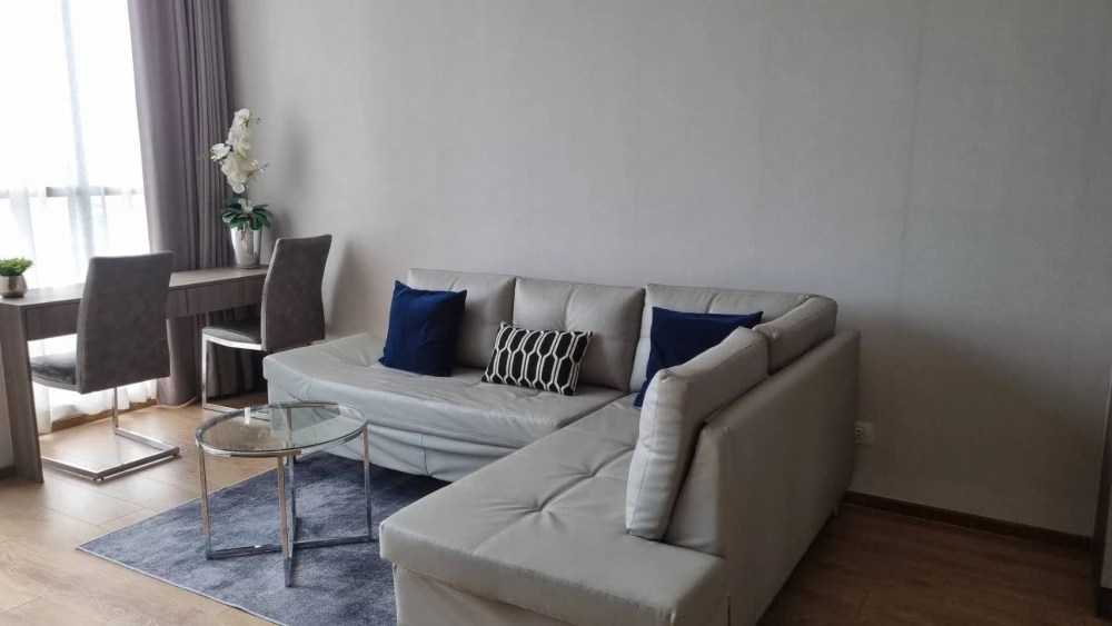 ให้เช่าคอนโด Noble Ploenjit ห้องกว้างขวาง พื้นที่ใช้สอยจุใจ มาจับมาจองได้แล้ว อย่าพลาดเด็ดขาด