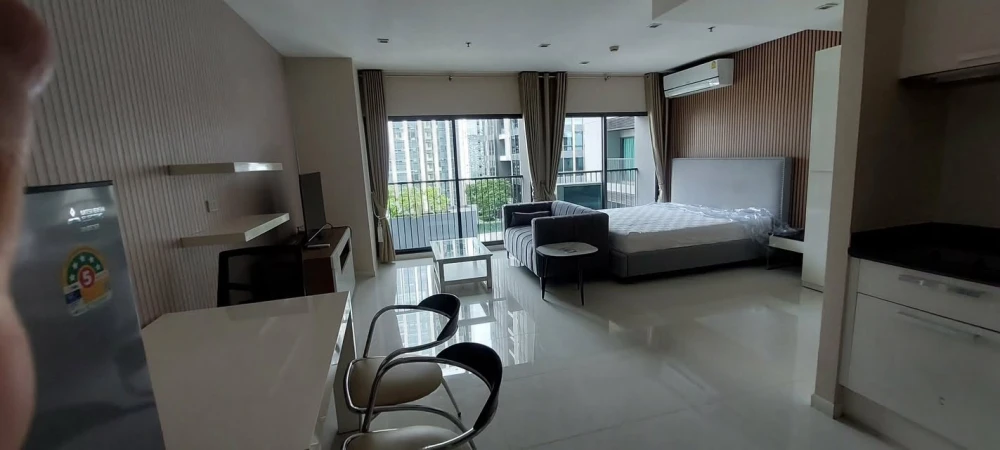 ให้เช่าคอนโด Noble Remix สุขุมวิท 36 ห้องสตูดิโอ ชั้นสูง มาพร้อมสิ่งอำนวยความสะดวกครบ จองเลย