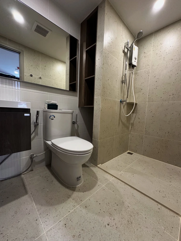 ให้เช่าคอนโด Nue Core Khu Khot Station  ห้องแต่งครบ Fully Furnished + เครื่องใช้ไฟฟ้า จัดเต็ม จองเลย