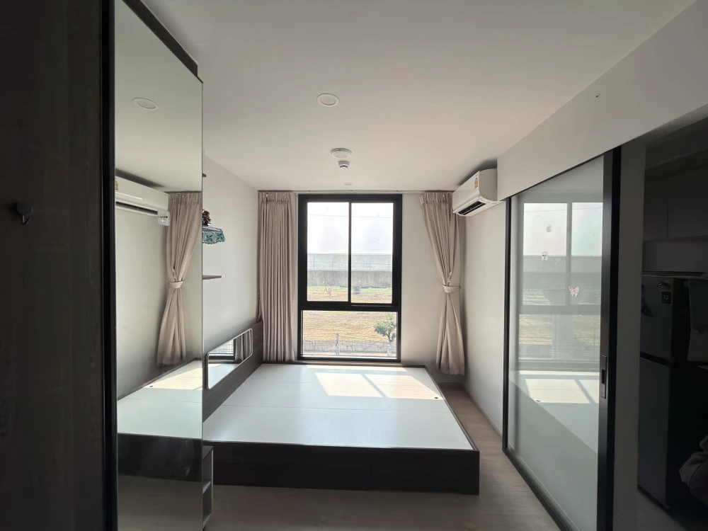 ให้เช่าคอนโด Nue Cross Khukhot Station ห้องพร้อมอยู่ สิ่งอำนวยความสะดวกครบ มาแต่ตัวเข้าอยู่ได้เลย