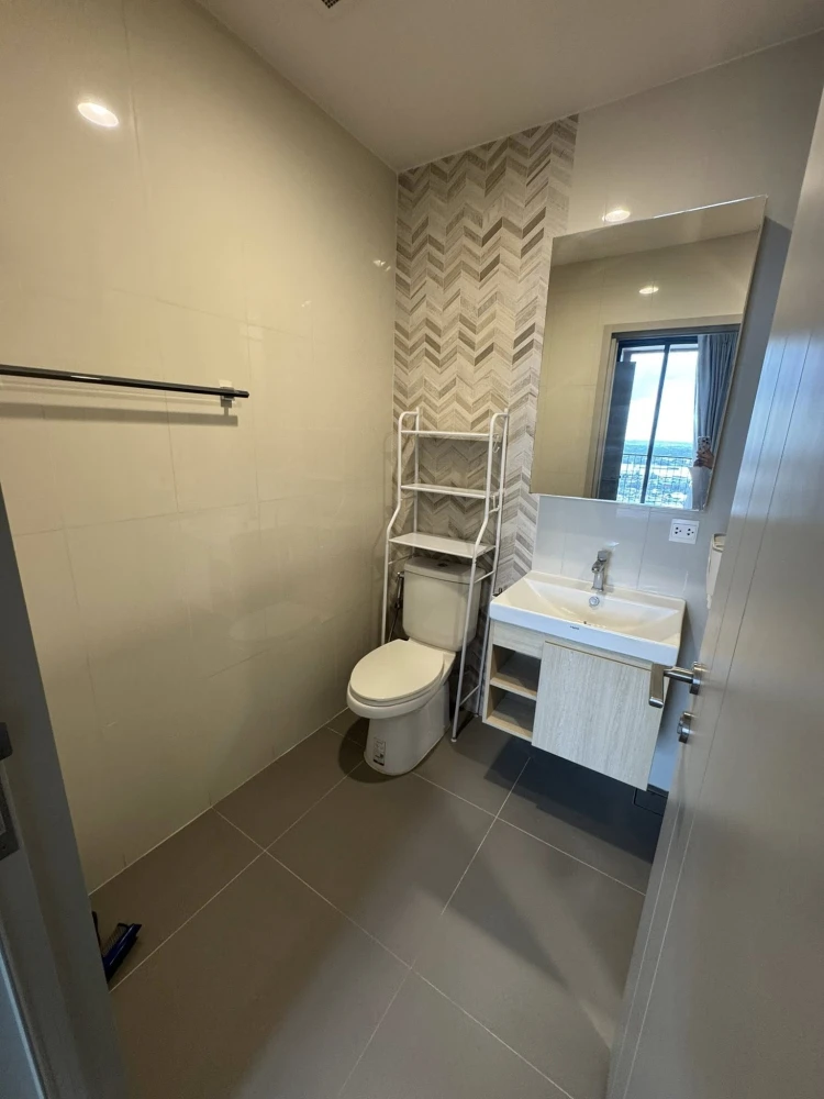 ให้เช่าคอนโด Oka Haus Sukhumvit 36 ห้องแต่งน่าอยู่ เฟอร์ เครื่องใช้ไฟฟ้าครบ ชั้น 34 ได้วิวสูง จองเลย