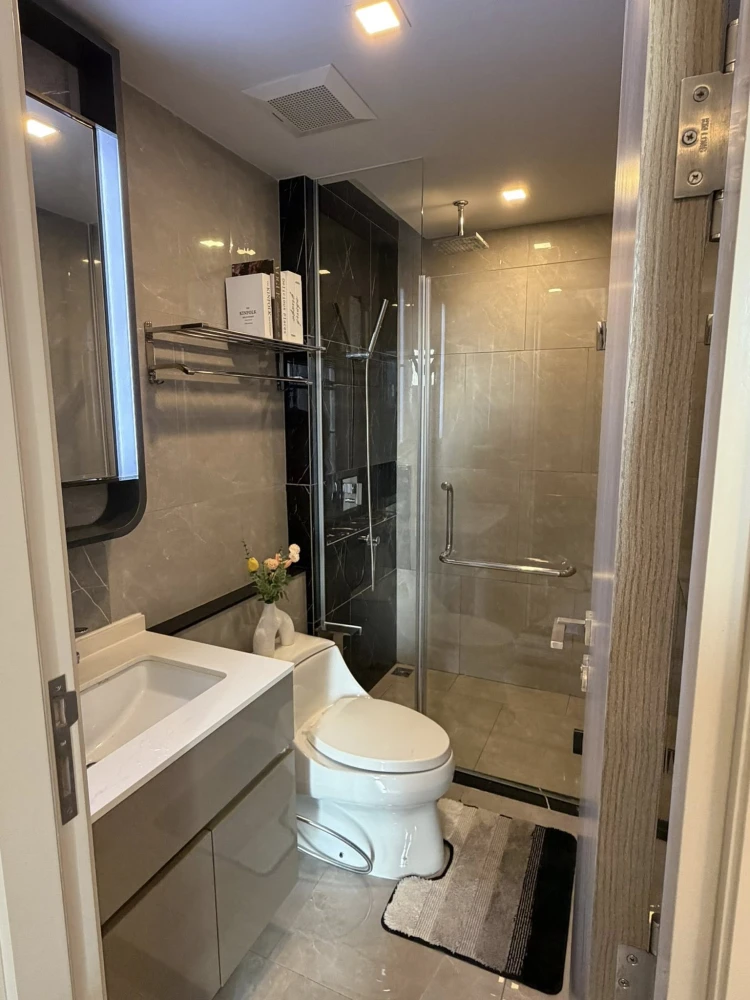 ให้เช่าคอนโด One 9 Five Asoke-Rama 9 ห้องแต่งน่าอยู่ เฟอร์ เครื่องใช้ไฟฟ้าครบ ลากกระเป๋าเข้าอยู่ได้เลย