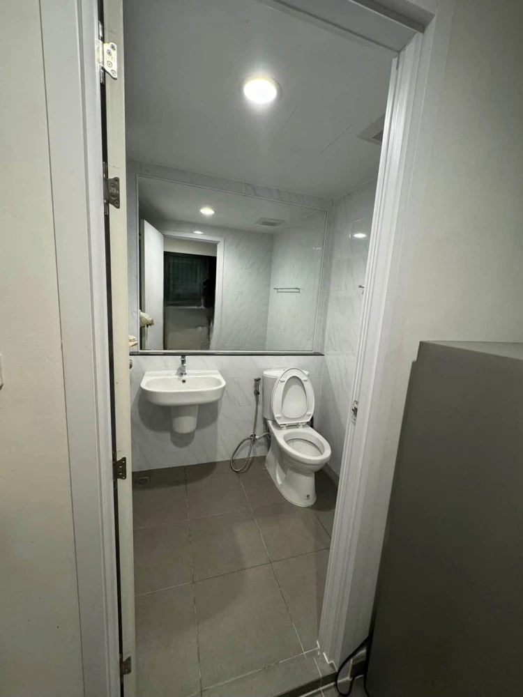 ให้เช่าคอนโด Polis Suksawat 64 ห้องพร้อมอยู่ สิ่งอำนวยความสะดวกครบครัน ราคาอย่างโดน มาจองได้แล้ววันนี้