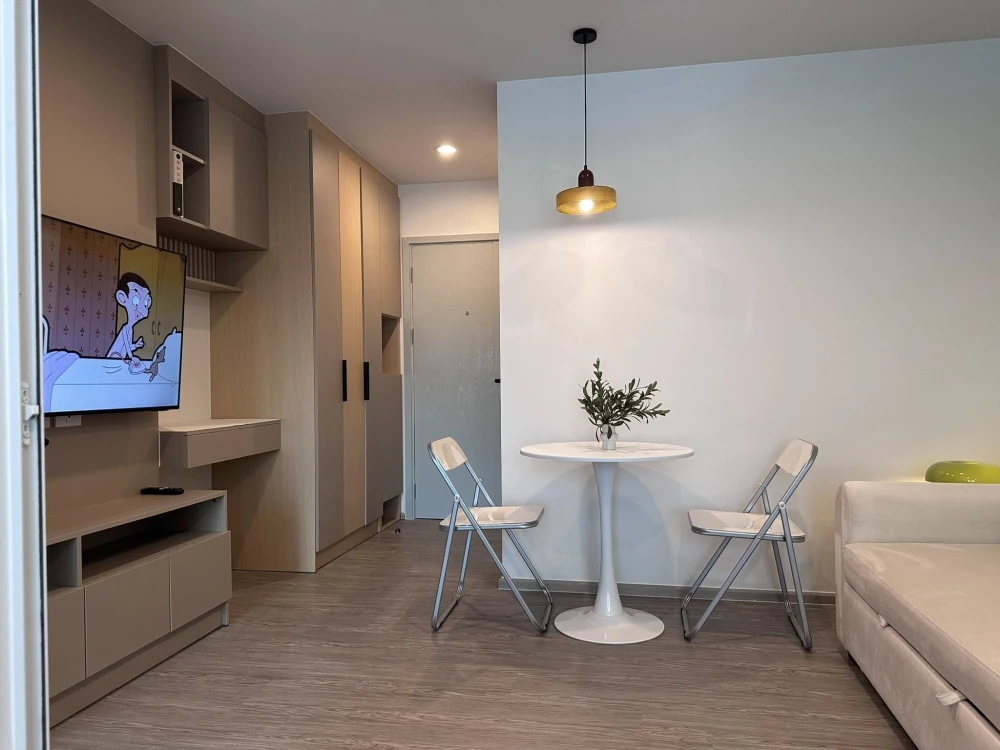 ให้เช่าคอนโด Regent Home บางนา ห้องแต่งพร้อมอยู่ เฟอร์ เครื่องใช้ไฟฟ้าครบ ลากกระเป๋าเข้าอยู่ได้เลย