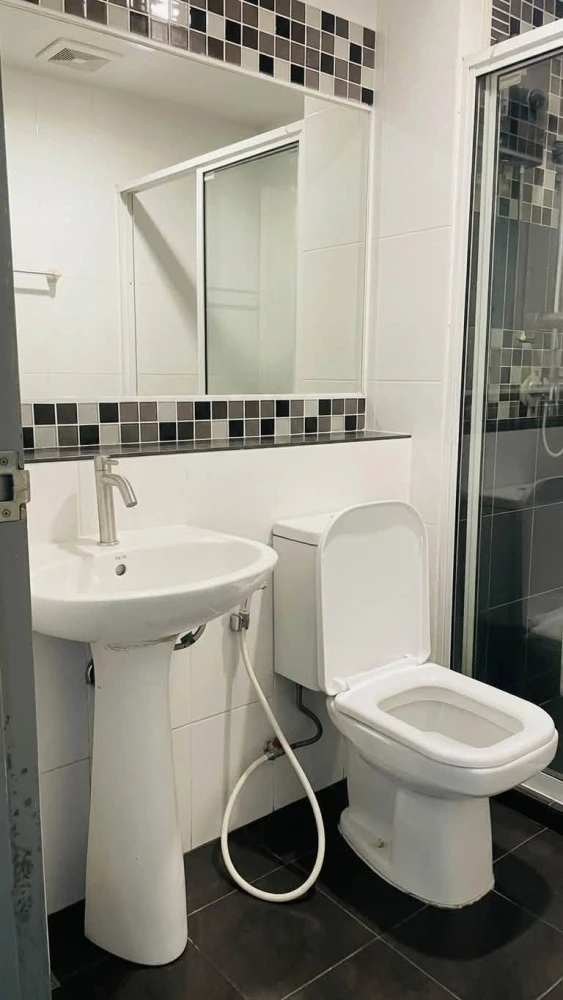 ให้เช่าคอนโด Regent Home 10 Chaengwattana ห้องสตูดิโอ ชั้น 5 มาพร้อมสิ่งอำนวยความสะดวก มาจับมาจองเลย