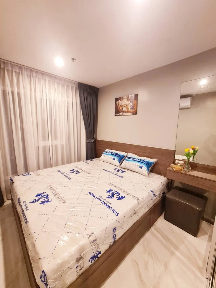 ให้เช่าคอนโด Regent Home Bangnaแต่งโทนเทาอ่อน เรียบสวย สบายตา น่าอยู่  เฟอร์นิเจอร์และเครื่องใช้ไฟฟ้าครบครัน