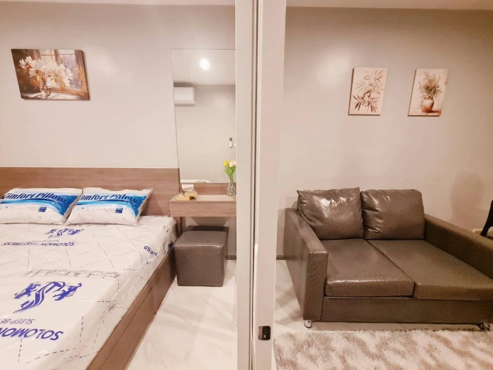 ให้เช่าคอนโด Regent Home Bangnaแต่งโทนเทาอ่อน เรียบสวย สบายตา น่าอยู่  เฟอร์นิเจอร์และเครื่องใช้ไฟฟ้าครบครัน