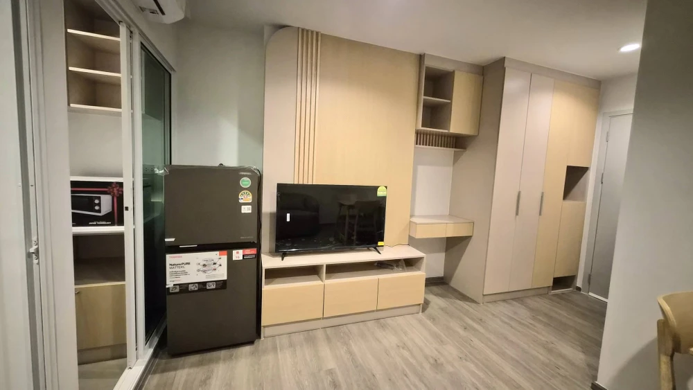 ให้เช่าคอนโด Regent Home Bangna ห้องพร้อมอยู่ กั้นแยกเป็นสัดส่วน แบ่งโซนชัดเจน ราคาคุ้ม มาจองเลย อย่ารอช้า