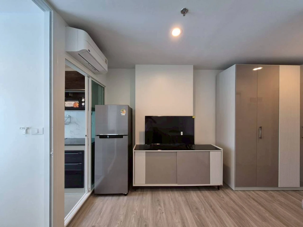 ให้เช่าคอนโด Regent Home Bangna ห้องพร้อมอยู่ เฟอร์ เครื่องใช้ไฟฟ้าครบ ราคาไม่แรง ครบจบที่เดียว จองเลย